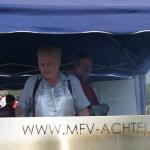 Wer k&ouml;nnts besser als der Hans- voll in seinem Grill Element